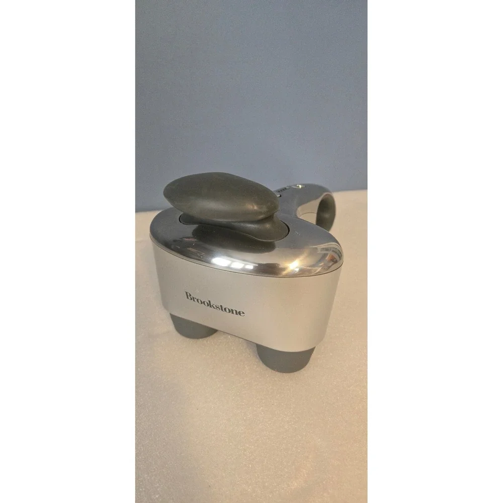 Brookstone Percussion Handheld Massager Silver 13326 5 Speed 3 Program no Cord